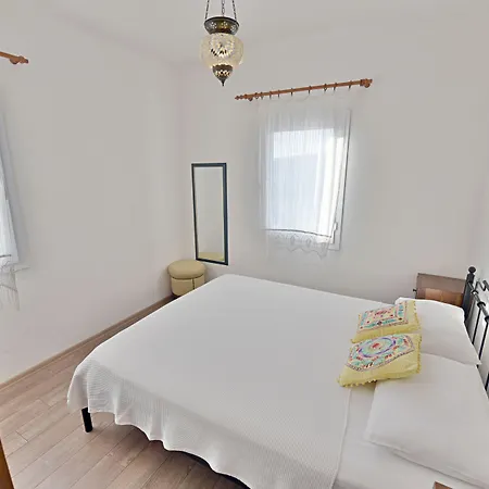 Matiz (adults Only) Проживание в семье